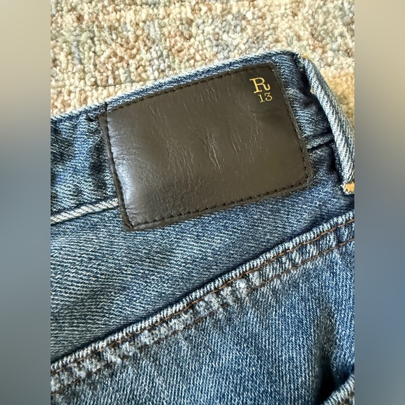 R13 Romeo Jean 29 - Picture 8 of 16